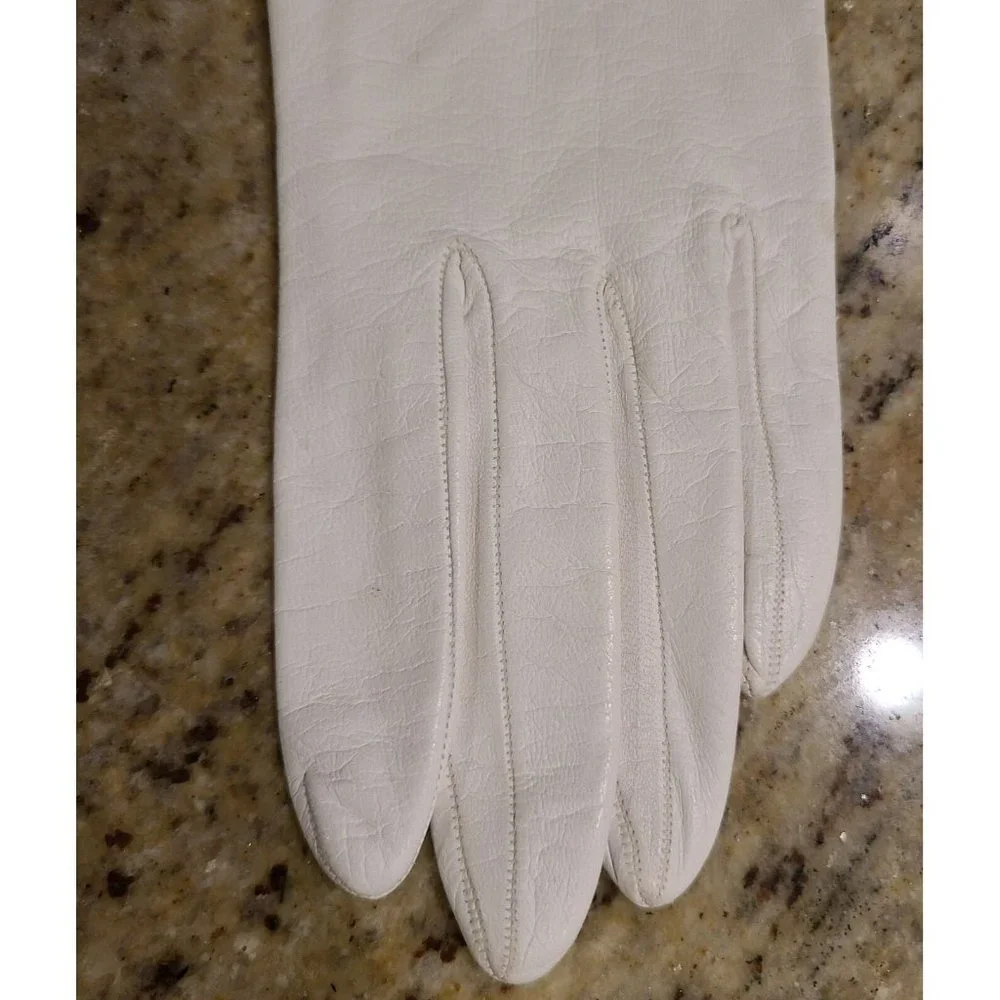 Single **Left Hand Only ** White Leather Silk Lined 13